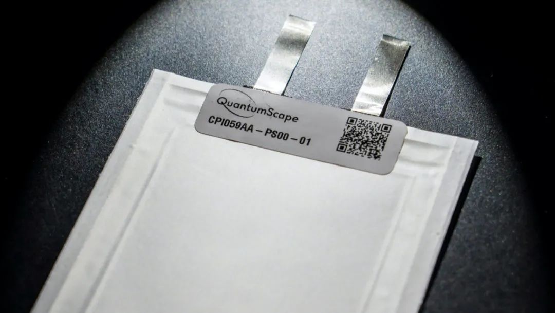 诺奖得主赞叹！QuantumScape第一个商业化锂金属固态电池，500Wh/kg！