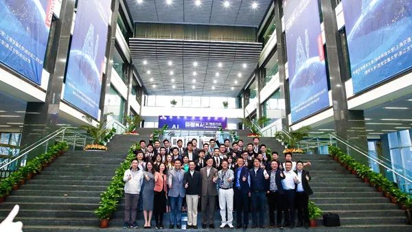 杨元庆:联想集团将AII in AI,聚焦超级计算和边缘计算 杨元庆:联想集团将AII in AI,聚焦超级计算和边缘计算